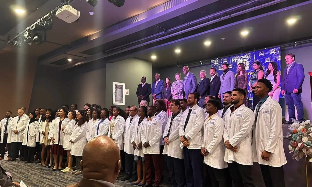 Metropolitan University Celebrates Graduation & White Coat Ceremony